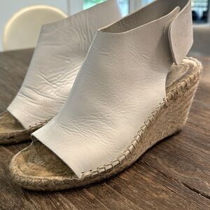 Celine white leather wedge espadrille sandals Sz 38. Authentic with dust bag.